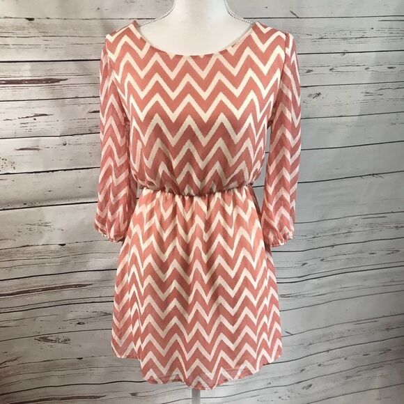 Papaya Brand Chevron Patterned Dress Coral Dress - Picture 1 of 7